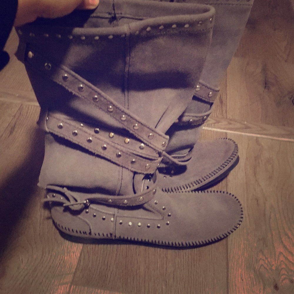Minnetonka grey boots